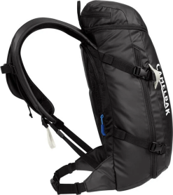 Camelbak SnoBlast 22 70oz Hydration Pack - Black/White 10 Camelbak SnoBlast 22 70oz Hydration Pack - Black/White -Deals Backpacking Store 2781001000 blackwhite c 33000.1682016955