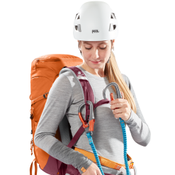 Deuter Women's Trail 22 SL Backpack - Chestnut/Maroon -Deals Backpacking Store 3440223 9509 5 54411.1683730721