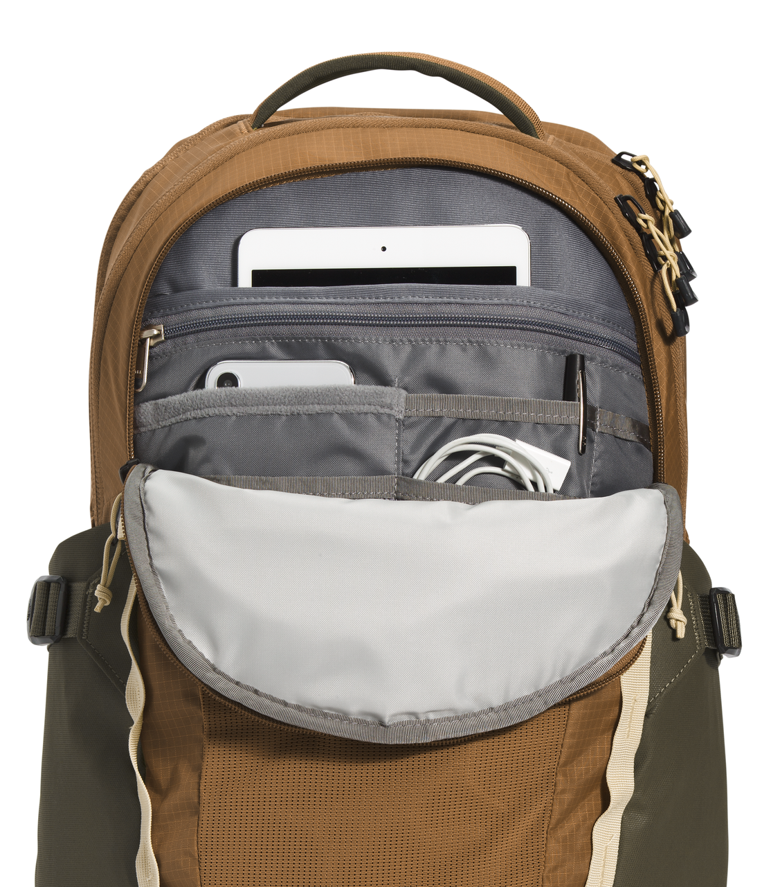 The North Face Men's Recon Backpack - Taupe Green/Utility Brown/Gravel 3 The North Face Men's Recon Backpack - Taupe Green/Utility Brown/Gravel - Image 3