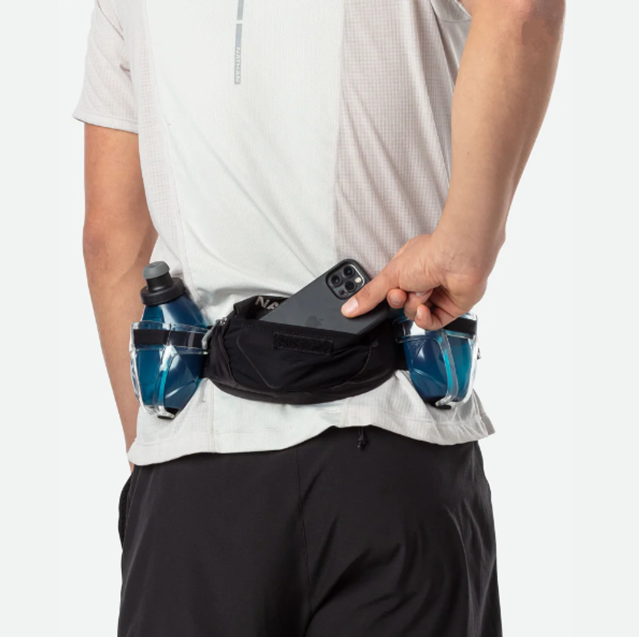 Nathan TrailMix Plus Hydration Belt - Black/Reflective Silver 6 Nathan TrailMix Plus Hydration Belt - Black/Reflective Silver - Image 6